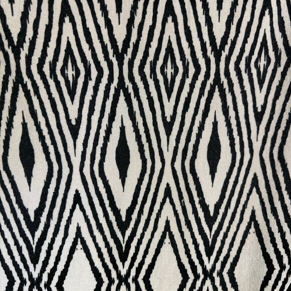 ROBERTLOUIS Women’s Blouse Size XL - Picture 10 of 10